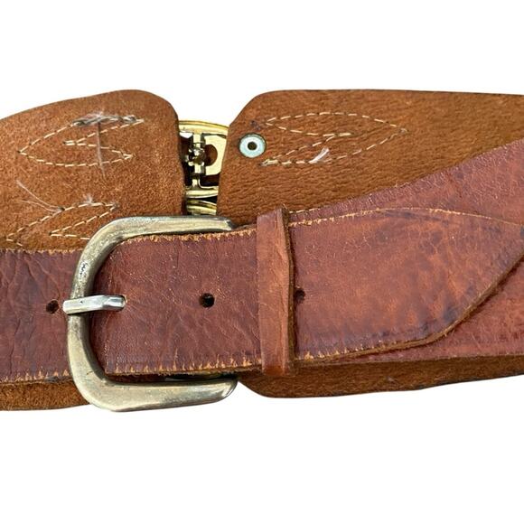 Vintage Brown Leather Wide Waist Belt with Gold Accents size medium - Picture 7 of 8